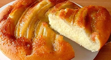 Banana Turnover Cake