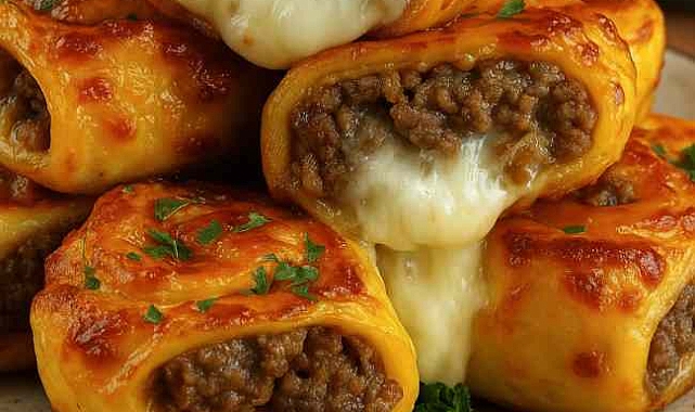 Garlic Butter Cheeseburger Rollups Recipe