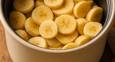 Slow Cooker 5-Ingredient Banana Foster Pudding Recipe