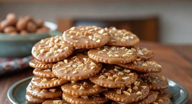 Caramel Peanut Ritz Cracker Treats Recipe