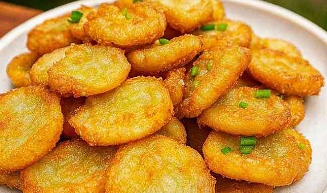 Crispy Fried Dill Pickle Chips Recipe