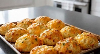 Oven Baked Cheddar Jalapeño Biscuits Recipe