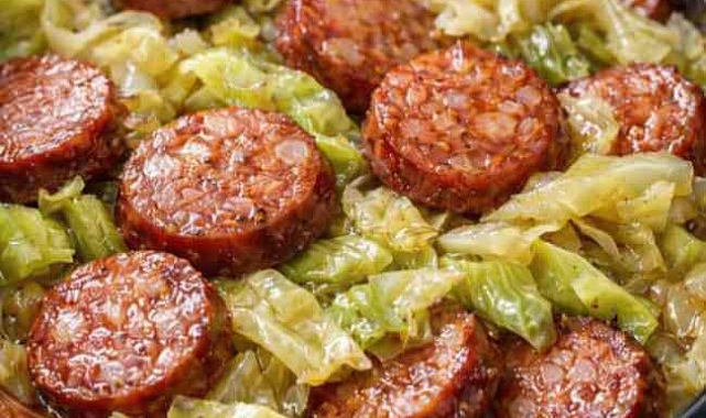 4-Ingredient Slow Cooker Kielbasa and Cabbage Recipe