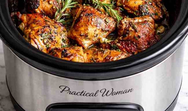 5-Ingredient Slow Cooker Honey Garlic Chicken Thighs Recipe