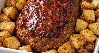 Oven Baked Meatloaf and Potatoes Recipe