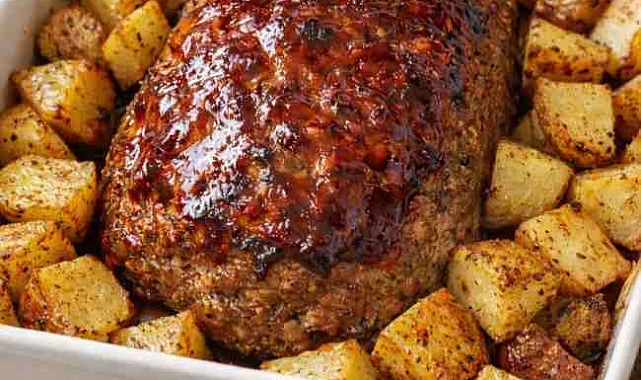 Oven Baked Meatloaf and Potatoes Recipe