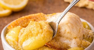 Slow Cooker Lemon Dump Cake Recipe