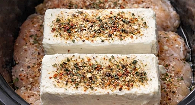 3-Ingredient Slow Cooker Cream Cheese Chicken Recipe