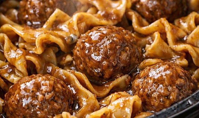 4-Ingredient Slow Cooker Meatball Stroganoff Recipe
