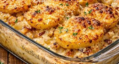 Creamy Pour-Over Baked Potatoes Recipe