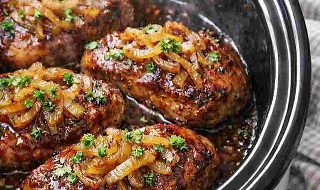 Slow Cooker 5-Ingredient Amish Pork Chops Recipe