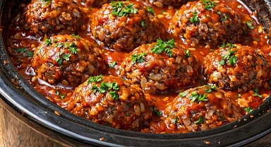 Slow Cooker Amish Porcupine Meatballs Recipe