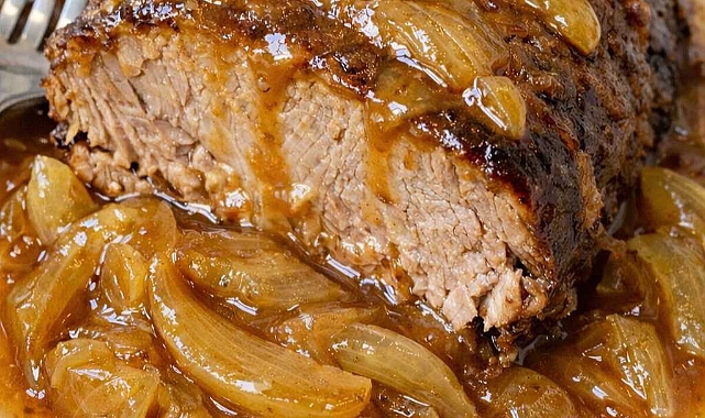 4-Ingredient Amish Onion Gravy Pork Roast Recipe