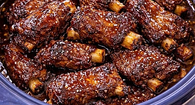 4-Ingredient Brown Sugar Pork Ribs Recipe