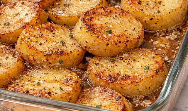 4-Ingredient Melting Roasted Potatoes Recipe