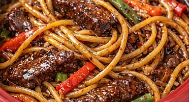 5-Ingredient Slow Cooker Pork Lo Mein Recipe
