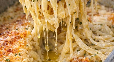 Oven Baked Garlic Parmesan Noodles Recipe