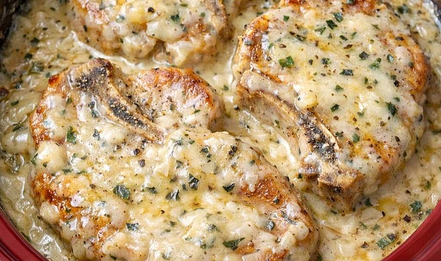 Slow Cooker 3-Ingredient Ranch Pork Chops Recipe