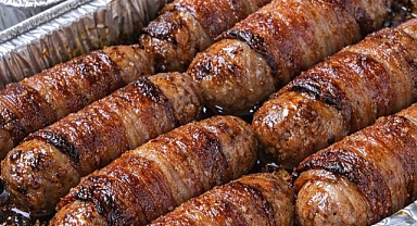 Slow Cooker 4-Ingredient Bacon Wrapped Bangers Recipe