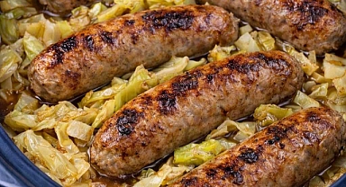 Slow Cooker 4-Ingredient Cabbage Bangers Recipe