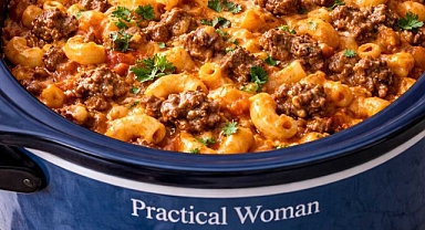 Slow Cooker 6-Ingredient Beef and Macaroni Recipe