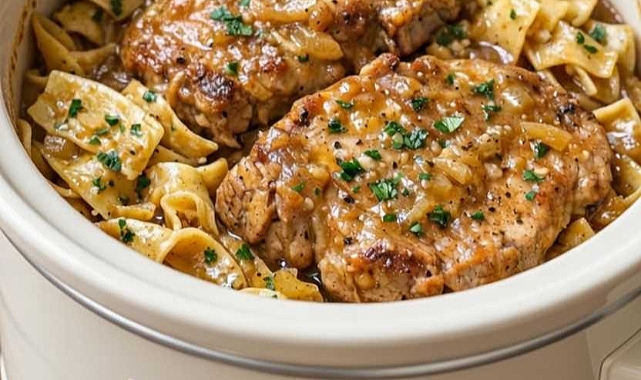 Slow Cooker Amish Onion Pork Noodles Recipe