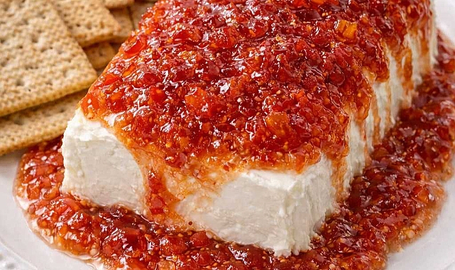 Southern 3-Ingredient Pepper Jelly Dip Recipe