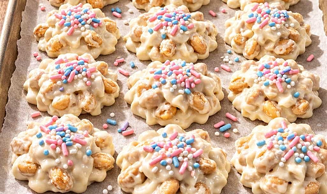 White Chocolate Peanut Clusters Recipe