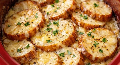 3-Ingredient Slow Cooker Holiday Potatoes Recipe