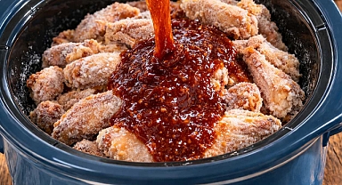 3-Ingredient Slow Cooker Poor Man's Tax Day Wings Recipe
