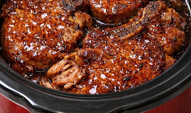 4-Ingredient Brown Sugar Pork Chops Recipe