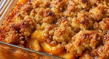 5-Ingredient Baked Peach Dump Dessert Recipe