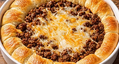 Cheesy Taco Crescent Pie Recipe