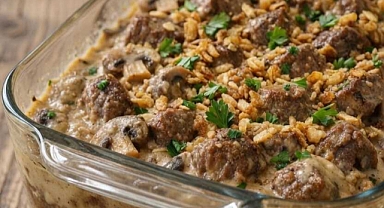 Oven-Baked 4-Ingredient Creamy Mushroom Beef Bake Recipe