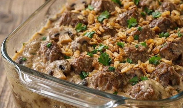 Oven-Baked 4-Ingredient Creamy Mushroom Beef Bake Recipe