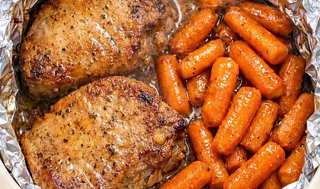 Slow Cooker Foil Pork Chops and Carrots Recipe