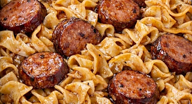 Slow Cooker Smoked Sausage Noodles Recipe