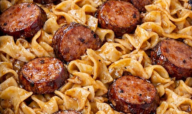 Slow Cooker Smoked Sausage Noodles Recipe