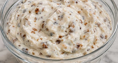 3-Ingredient French Onion Dip Recipe