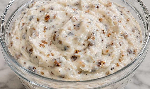 3-Ingredient French Onion Dip Recipe