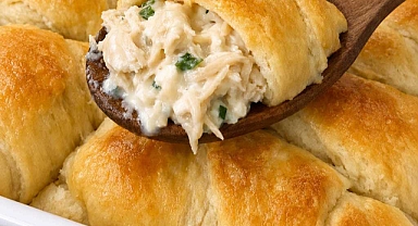 4-Ingredient Chicken Crescent Bake Recipe