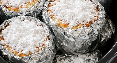 4-Ingredient Foil-Wrapped Angel Food Cakes Recipe