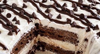 4-Ingredient Oven Baked Ice Cream Sandwich Dessert Recipe