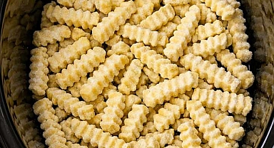4-Ingredient Slow Cooker Cheesy Onion Fries Recipe