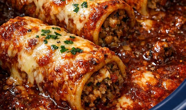 4-Ingredient Slow Cooker Holiday Manicotti Recipe
