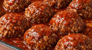 Oven-Baked 4-Ingredient Amish Porcupine Meatballs Recipe