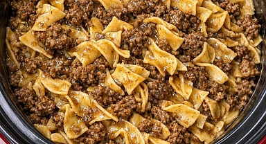 Slow Cooker 4-Ingredient Amish Ground Beef Noodles Recipe