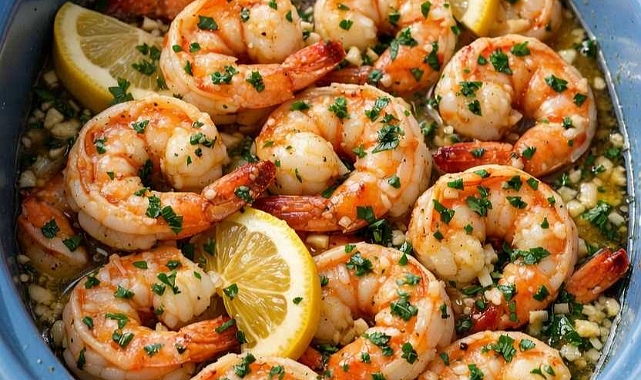 Slow Cooker 5-Ingredient Frozen Shrimp Recipe