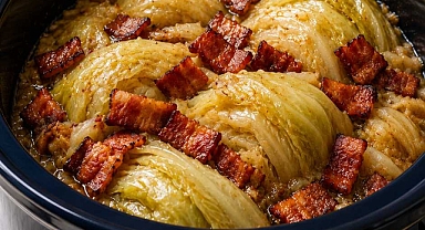 Slow Cooker Braised Cabbage and Bacon Recipe