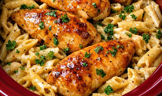 Slow Cooker Honey Butter Chicken Pasta Recipe